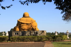 Buda Cuidando da Fronteira